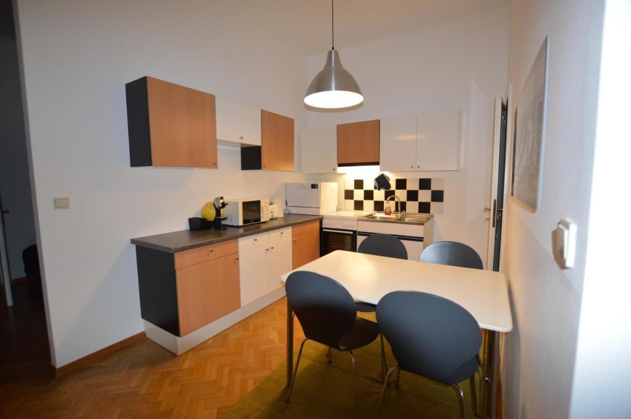 Apartment Penzing Vienna Exterior photo